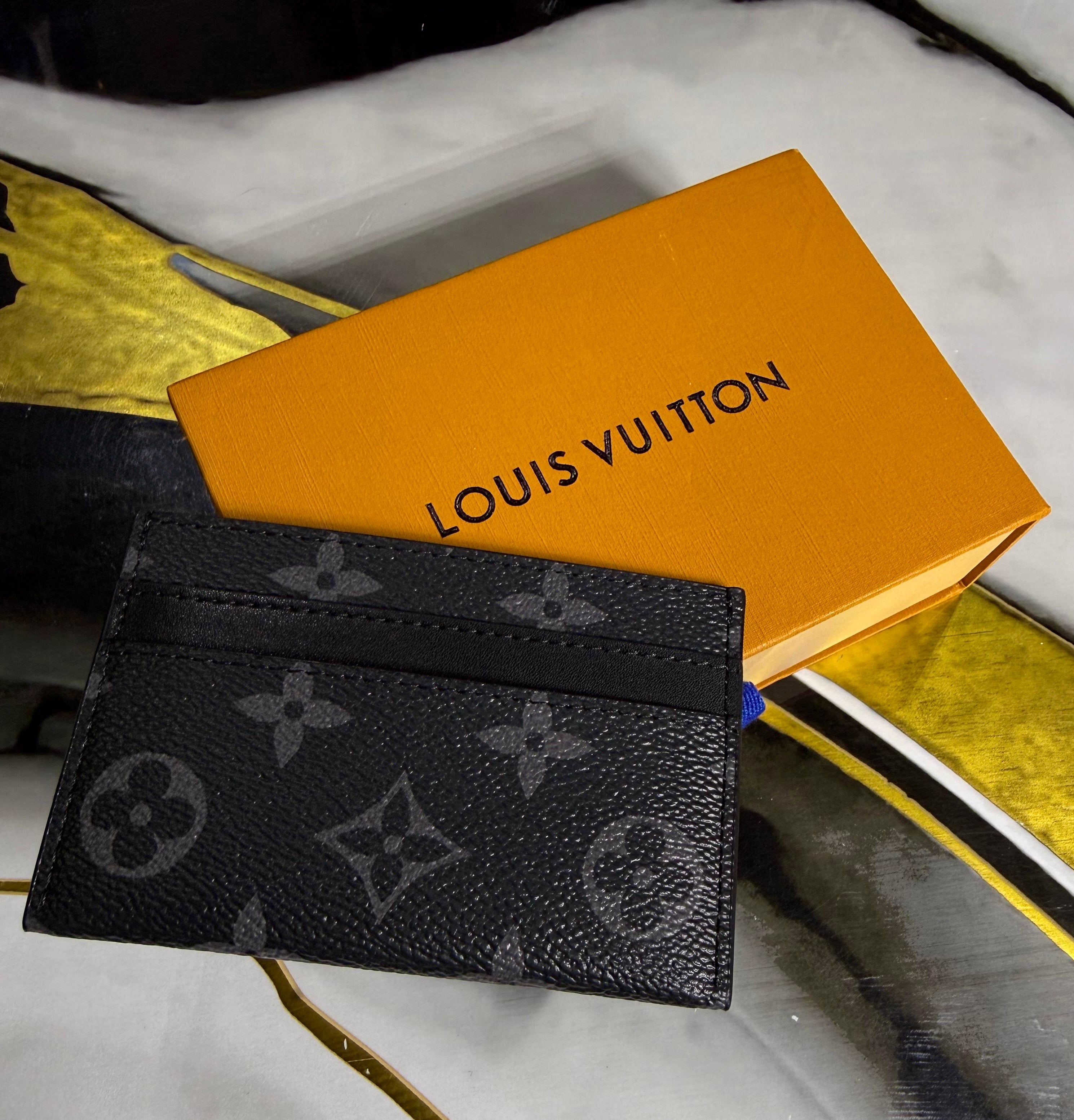 Tarjetero Louis Vuitton LV Negro