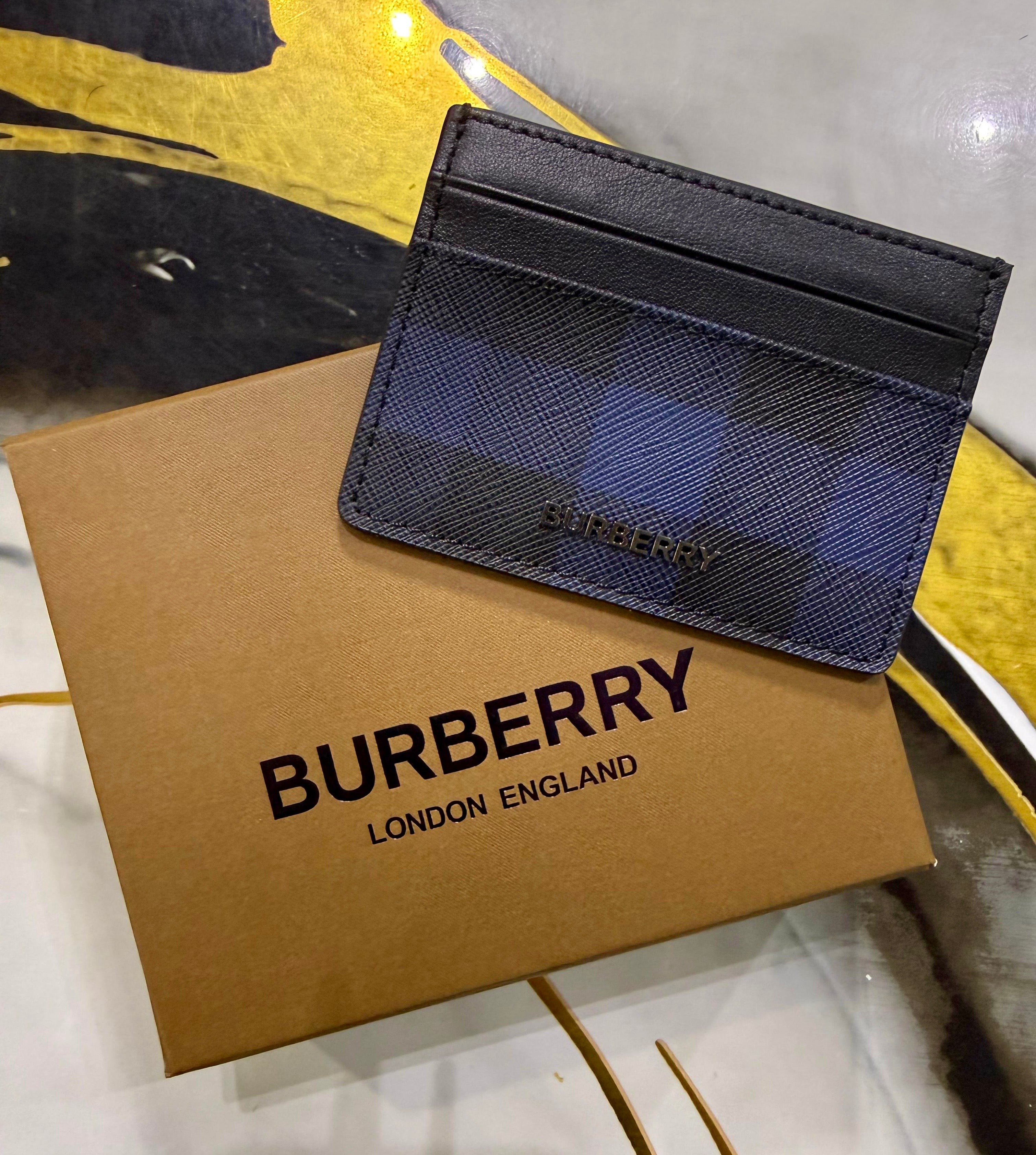 Tarjetero Burberry