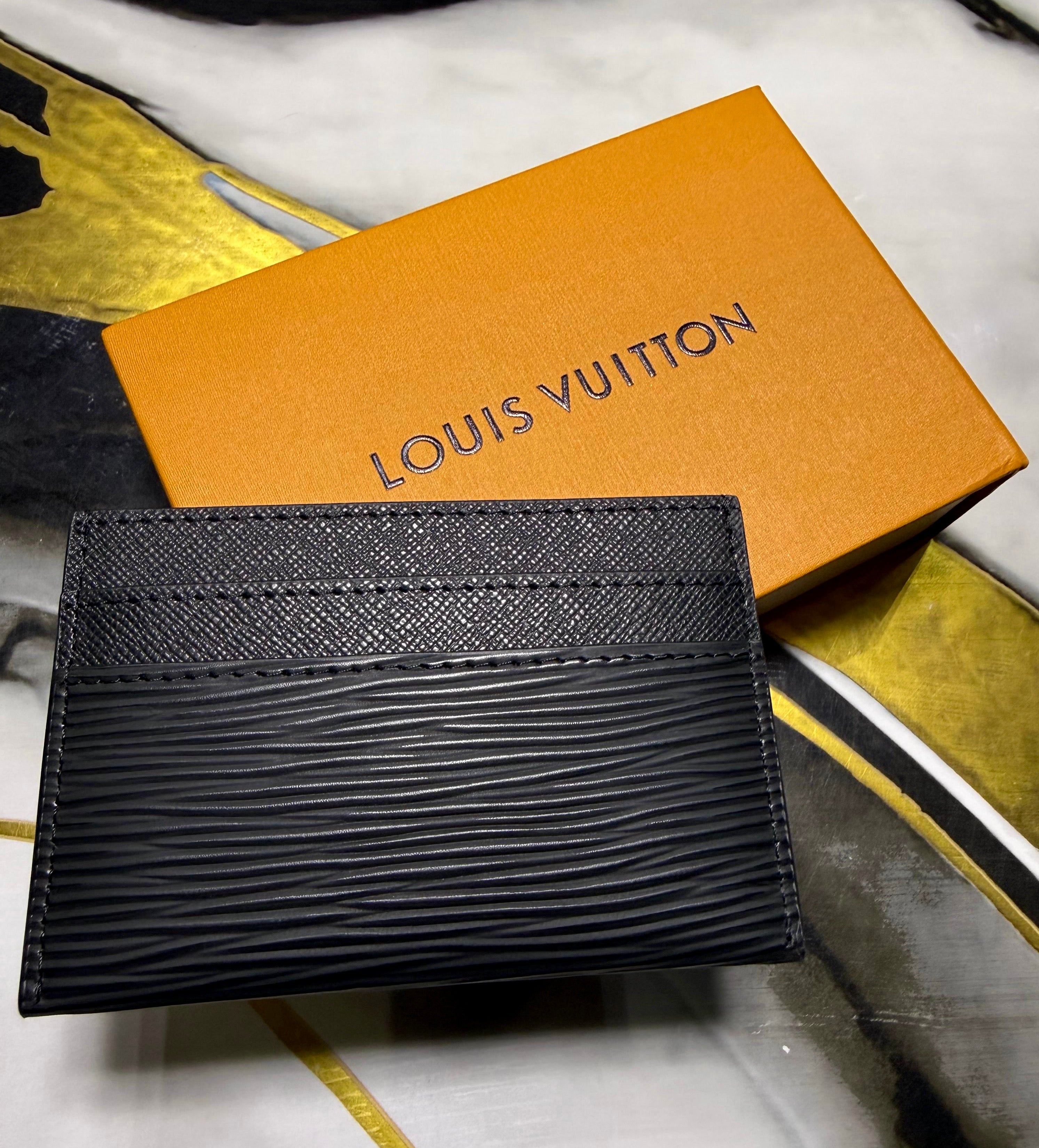 Tarjetero Louis Vuitton LV Negro