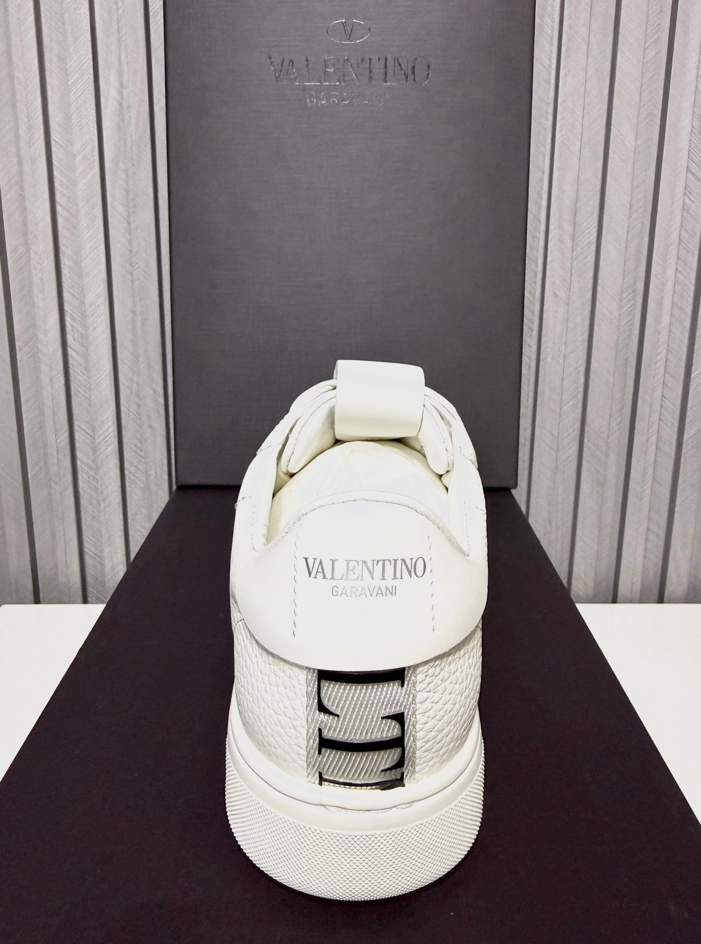 Tenis Valentino Garavani One Stud XL White