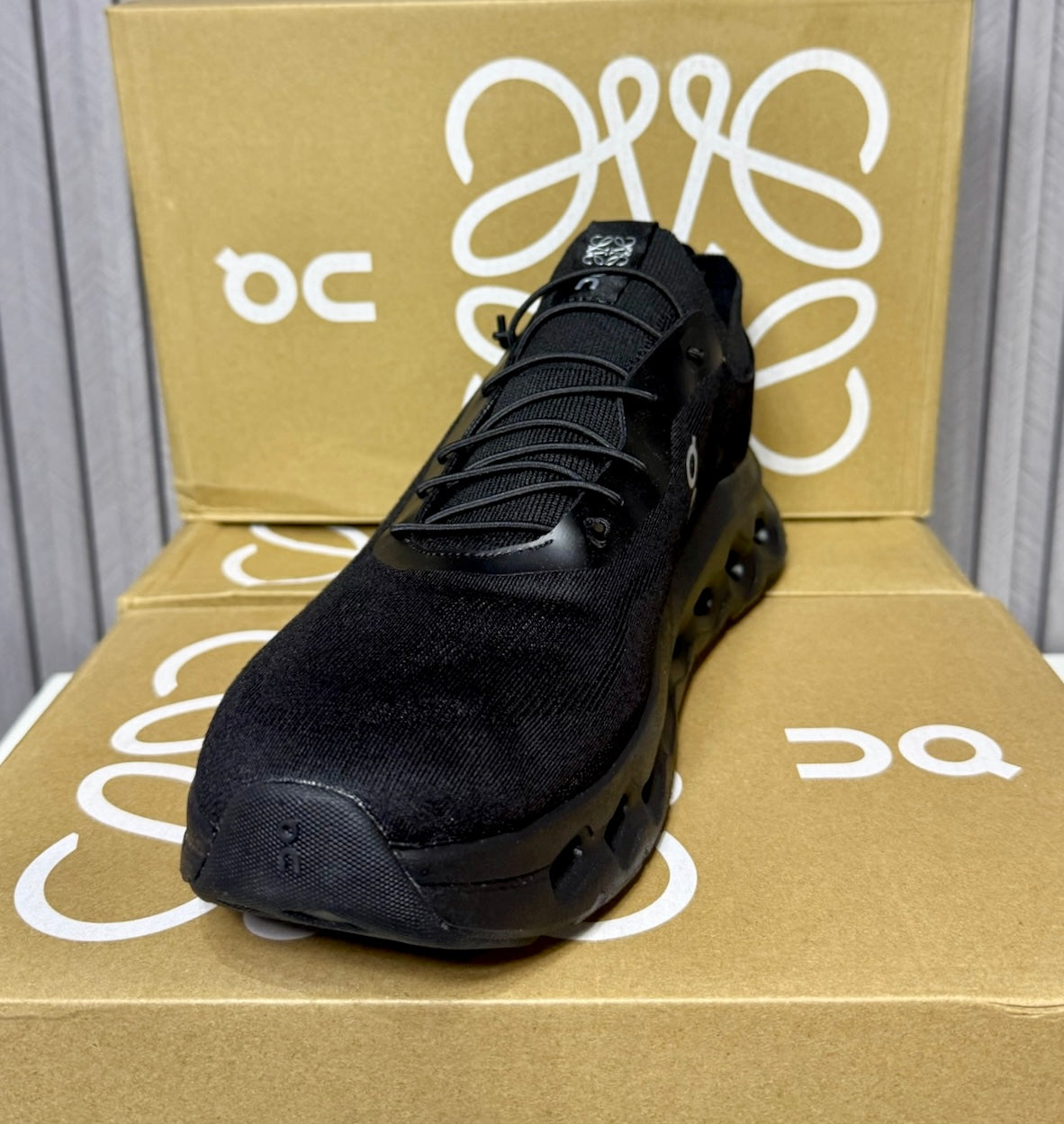 Tenis On x Loewe Black