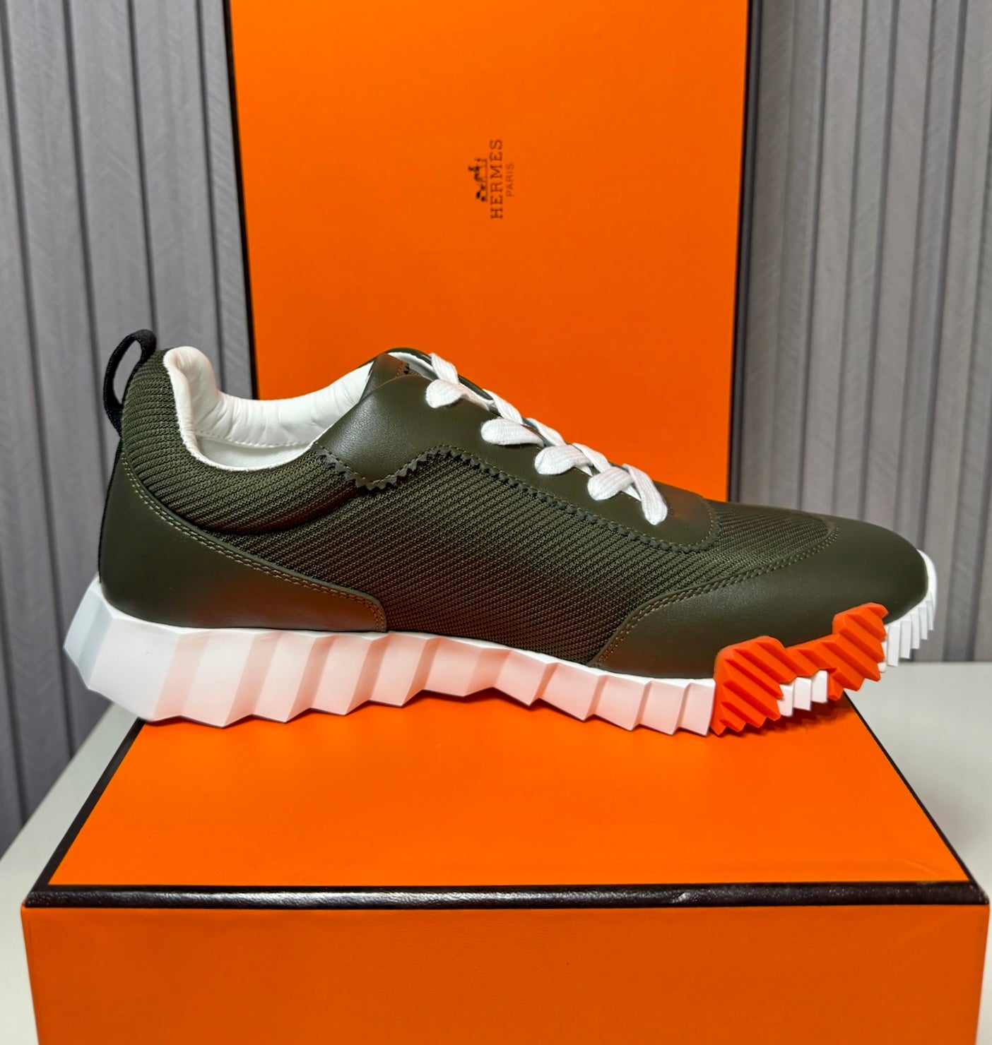 Tenis Hermes Bouncing Olive