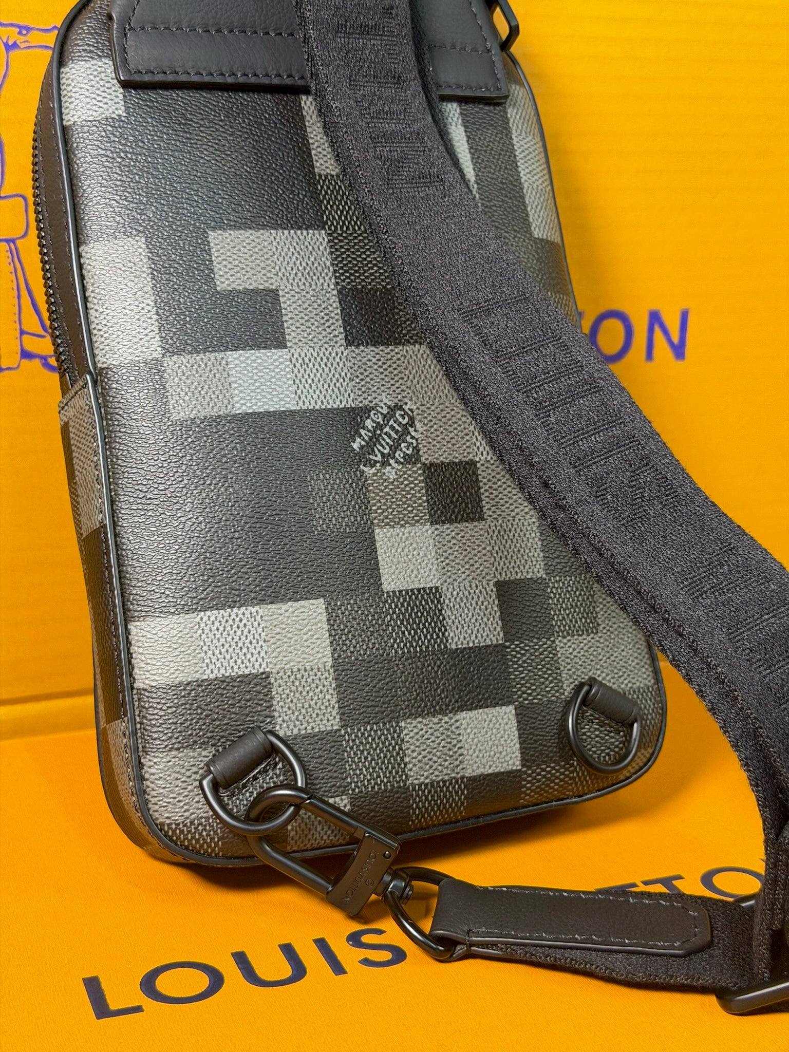 Louis Vuitton Camo Black Bolsa Hombre
