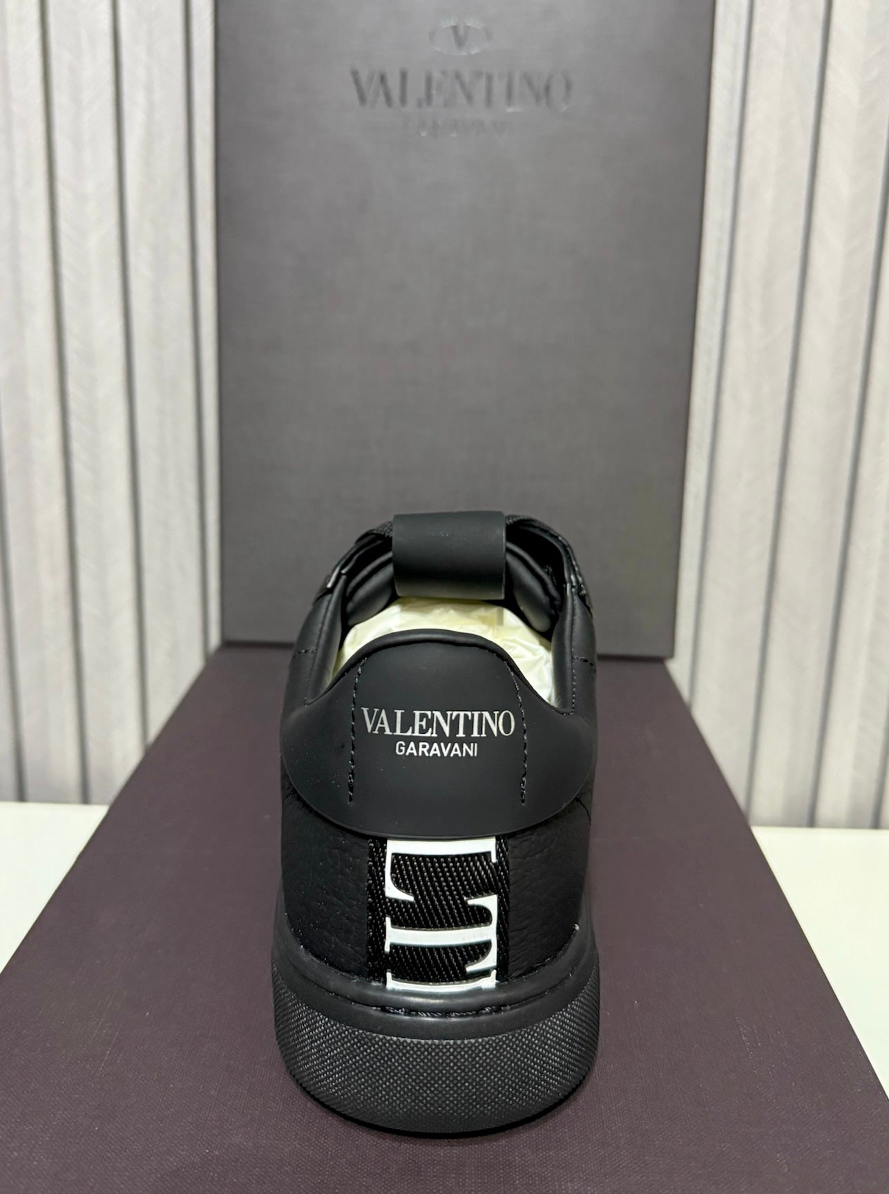 Tenis Valentino Garavani One Stud XL Black