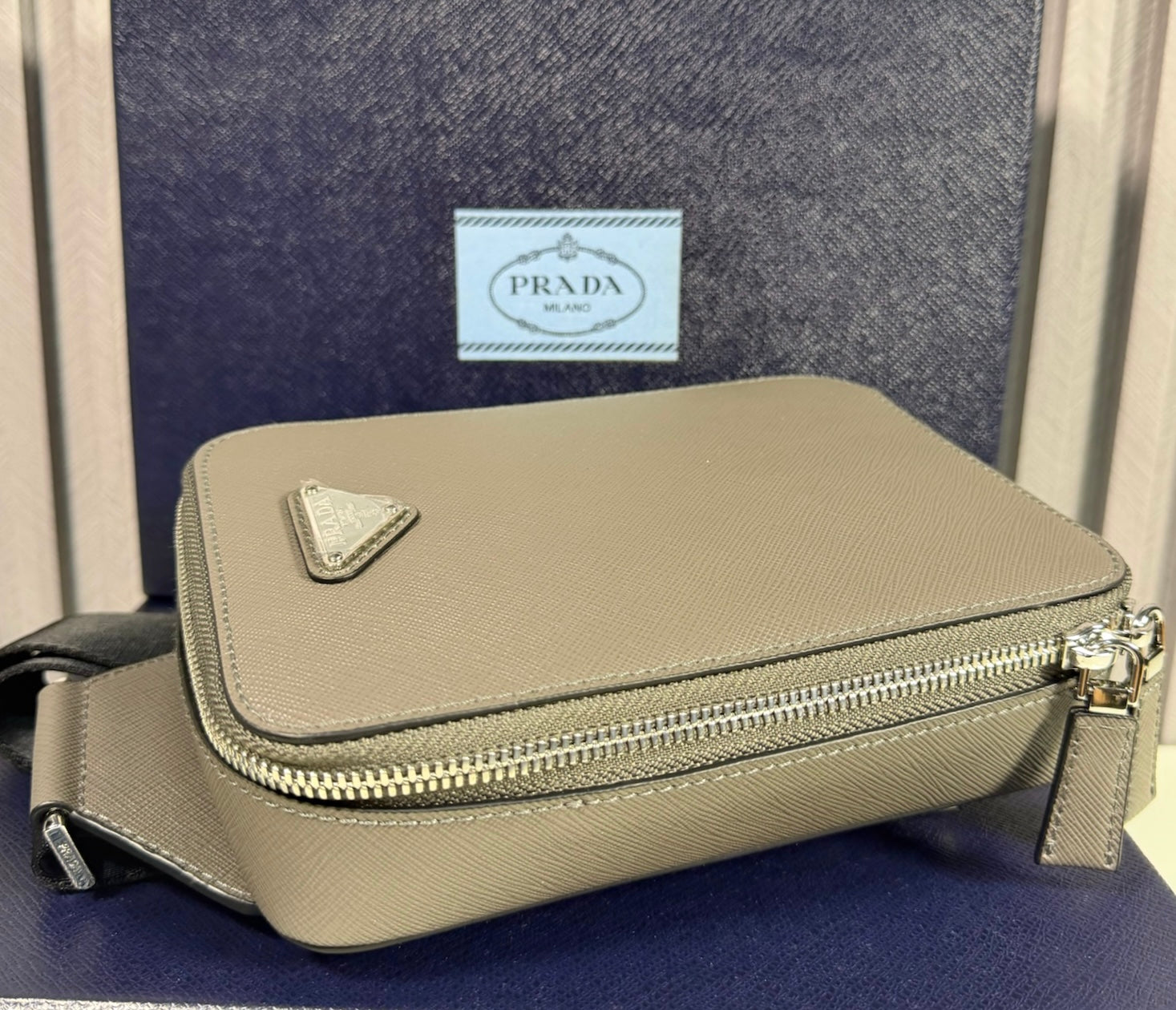 PRADA Bolsa Hombre