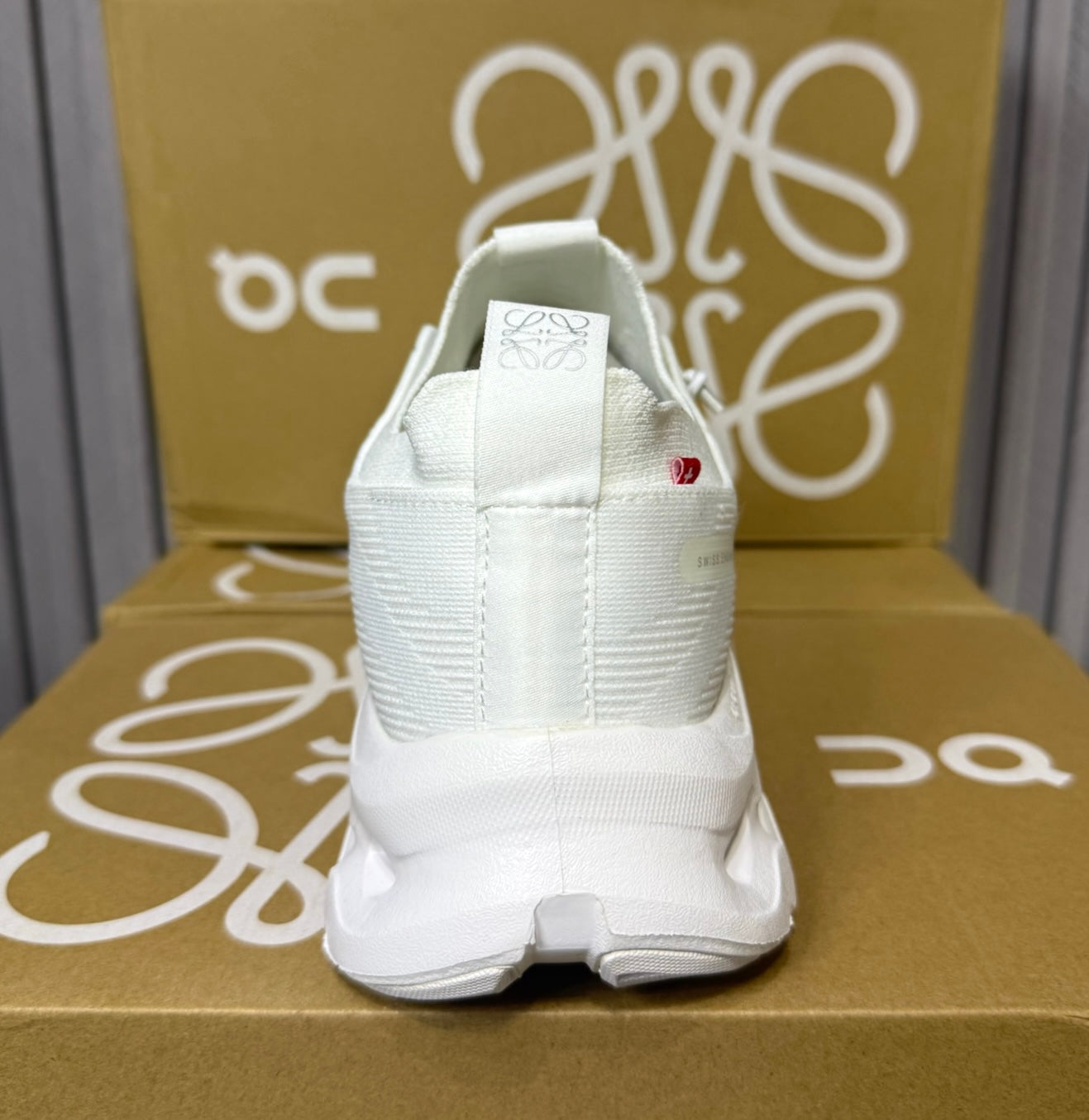 Tenis On x Loewe White