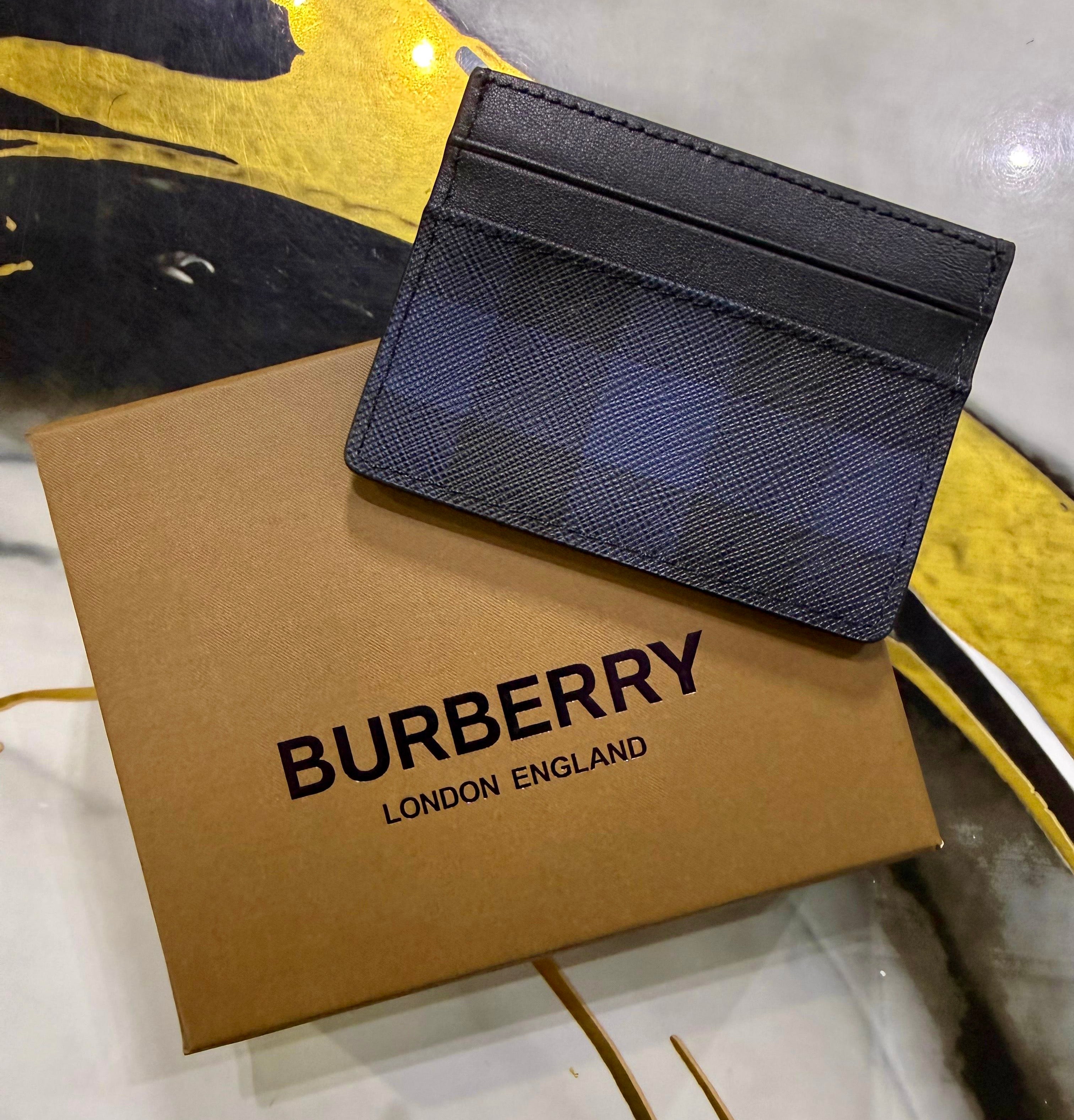 Tarjetero Burberry