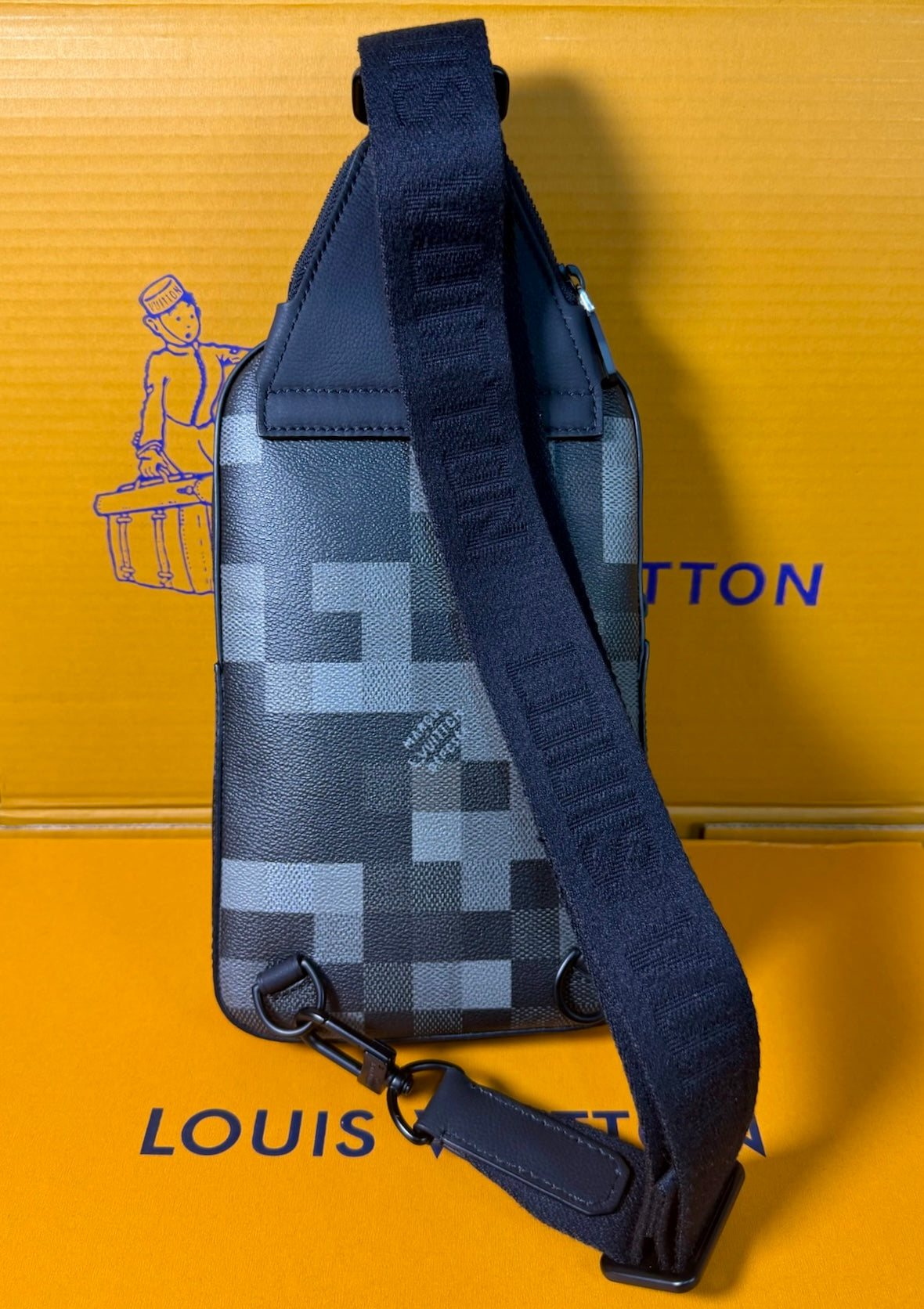 Louis Vuitton Camo Black Bolsa Hombre