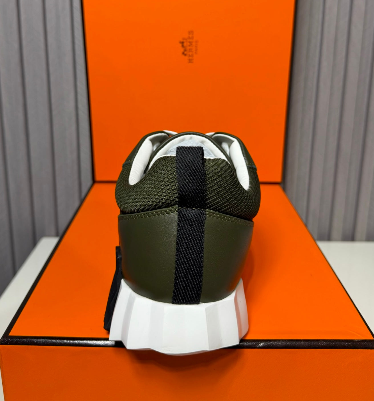 Tenis Hermes Bouncing Olive