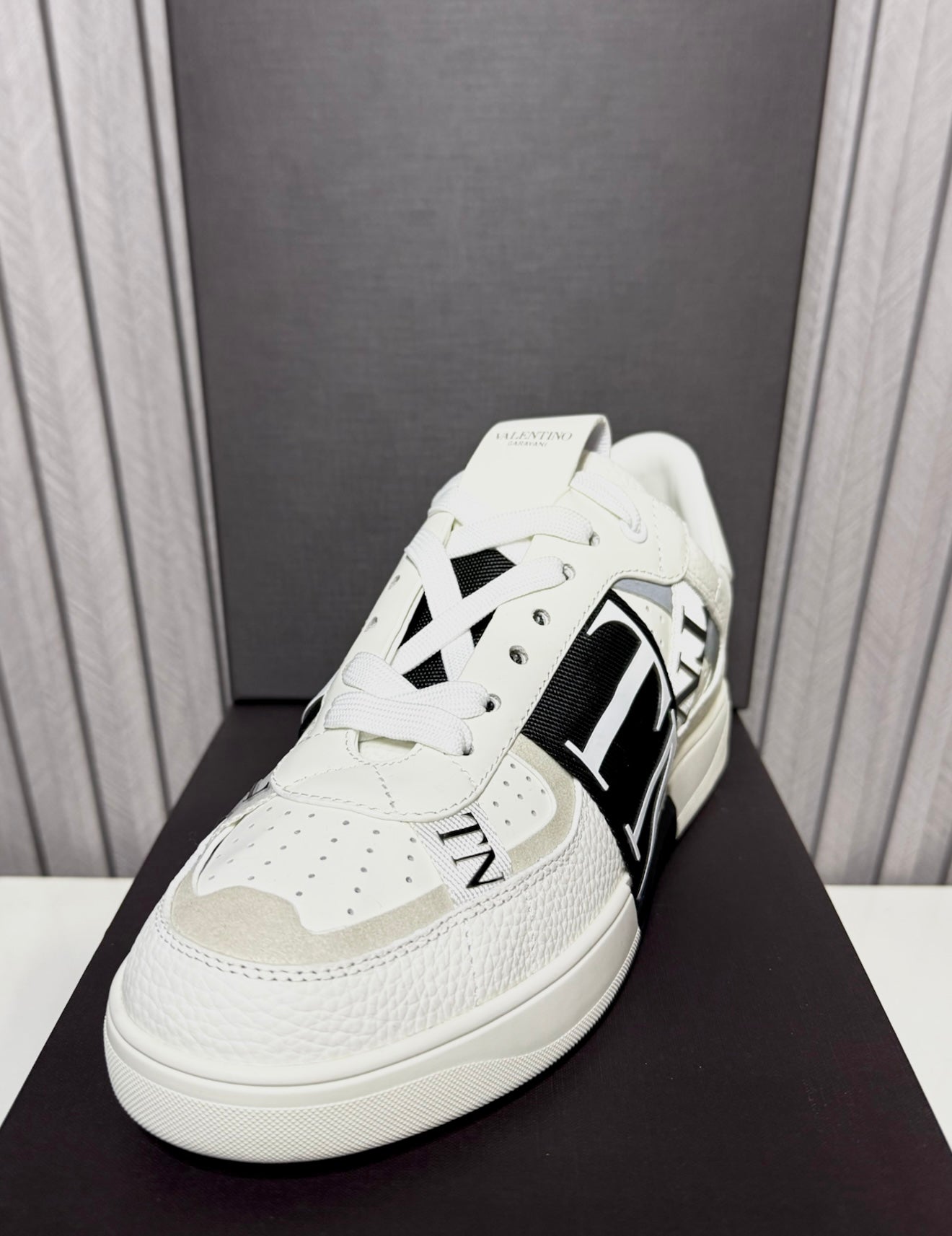 Tenis Valentino Garavani One Stud XL White