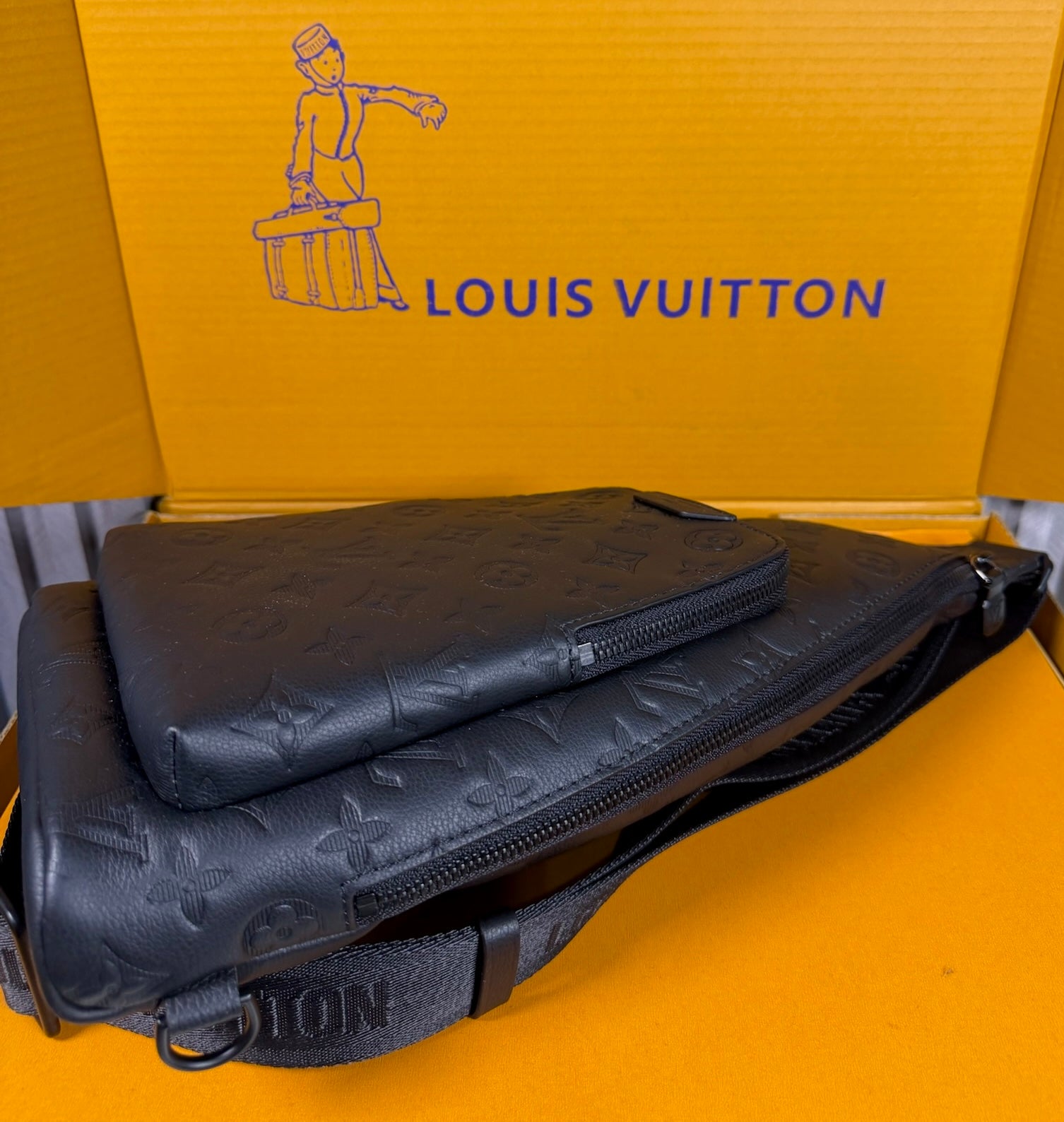 Louis Vuitton Black Bolsa Hombre