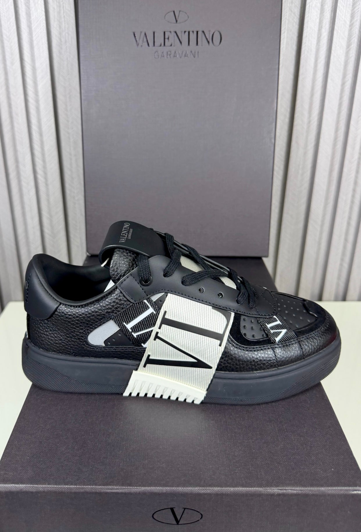 Tenis Dama Valentino One Stud XL Black