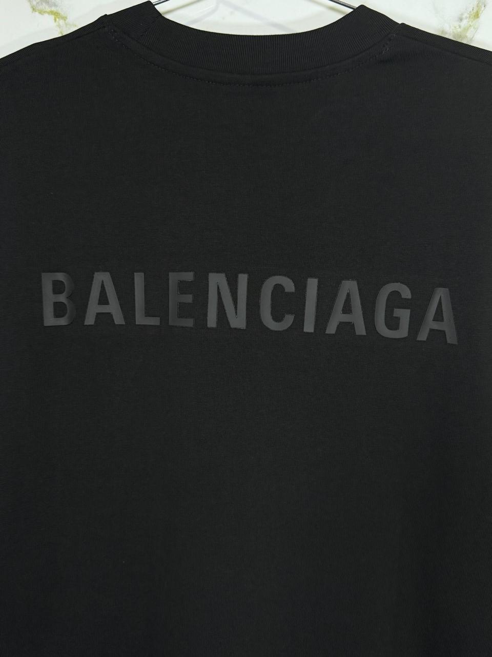 Playera 100% Algodón Balenciaga Cuello Redondo
