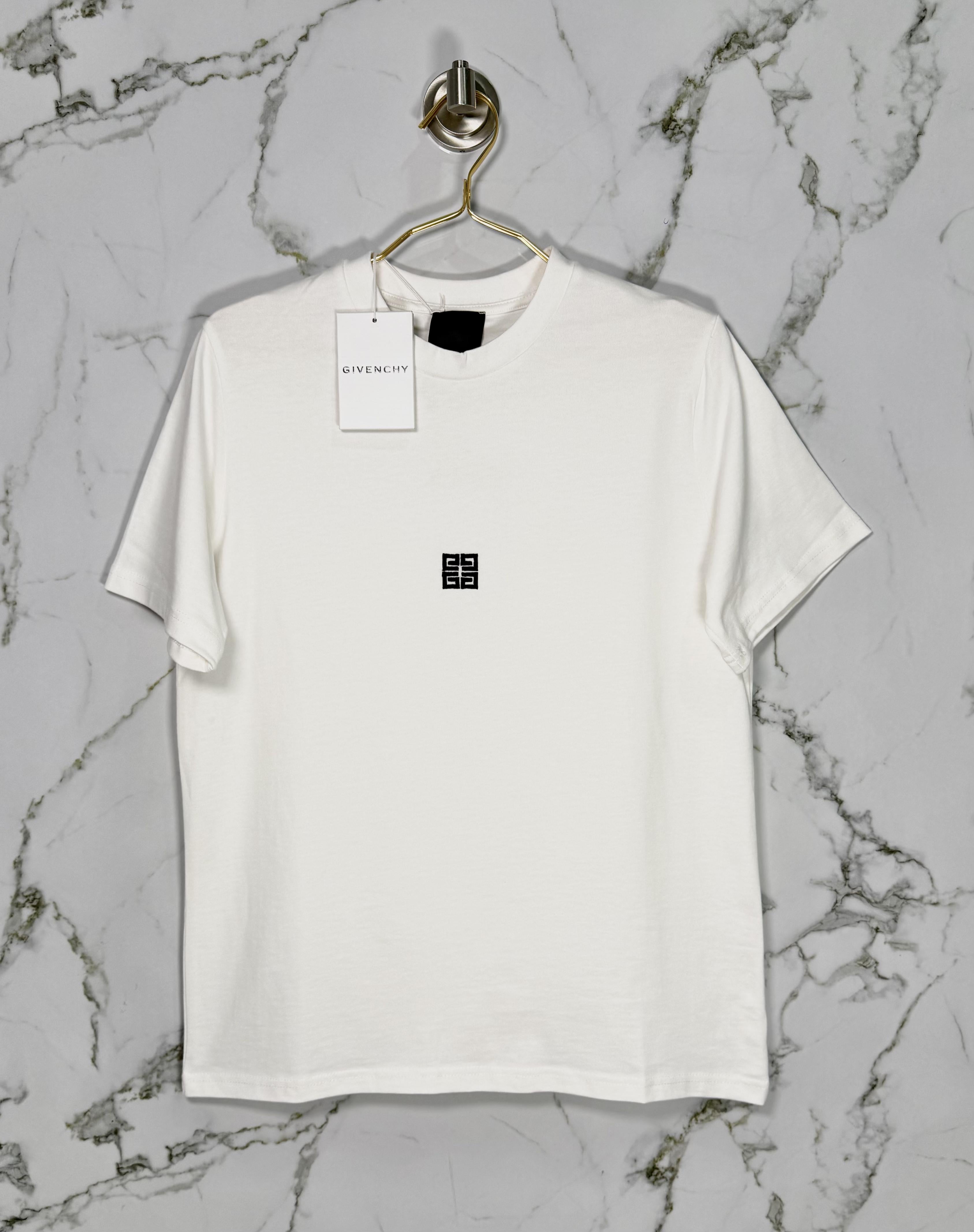 Playera Calidad Alta Givenchy Cuello Redondo