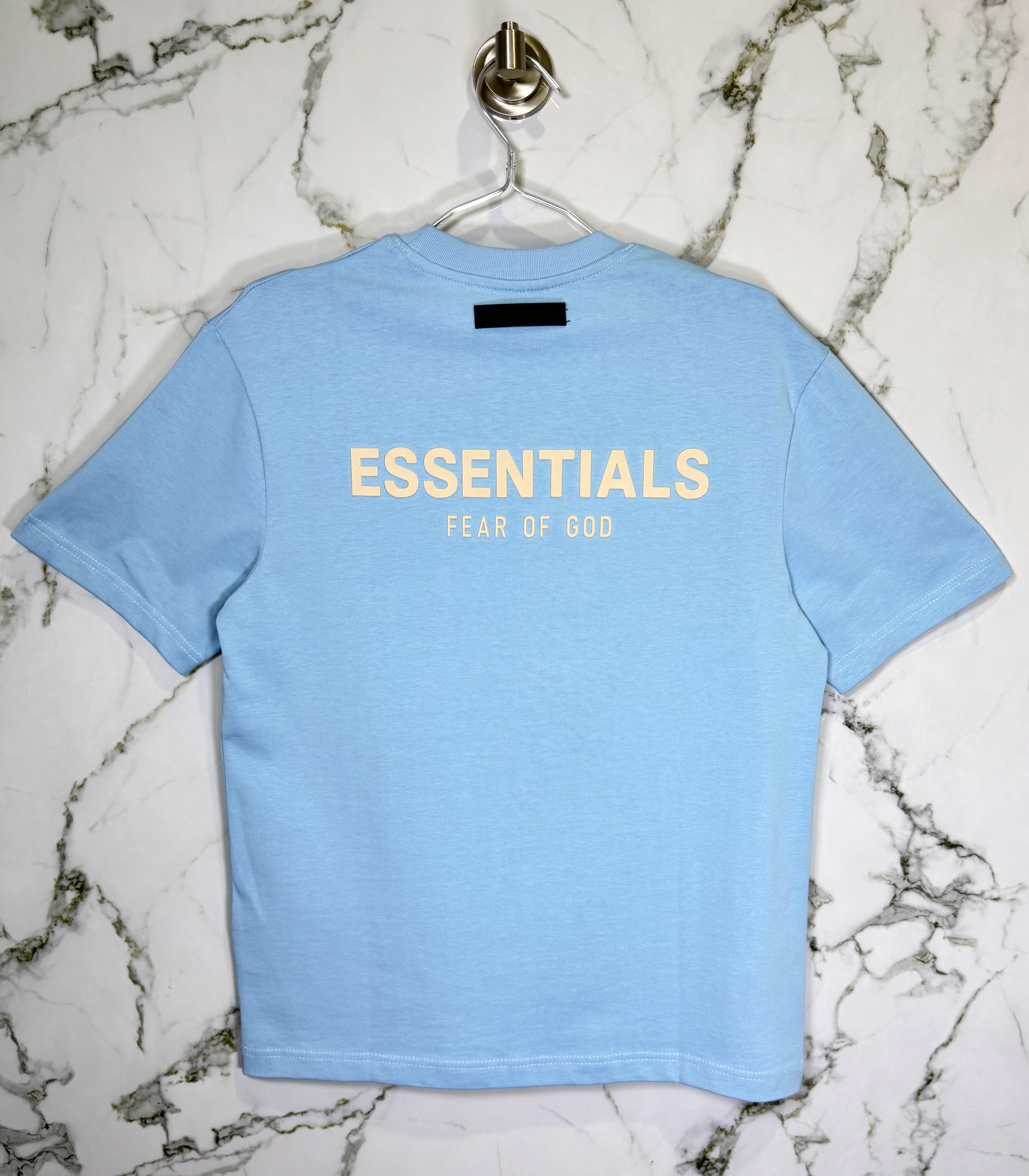 Playera 100% Algodón ESSENTIALS Cuello Redondo