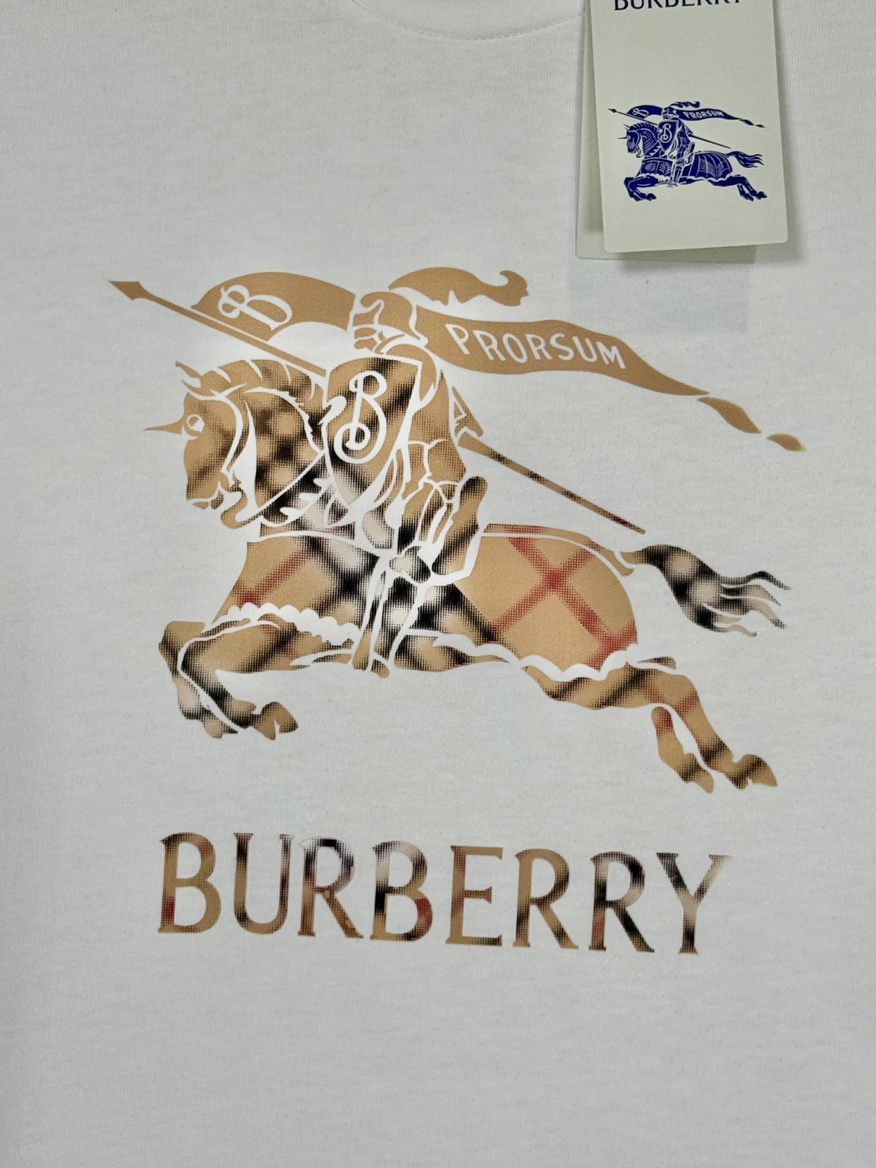 Playera Calidad Alta Burberry Cuello Redondo