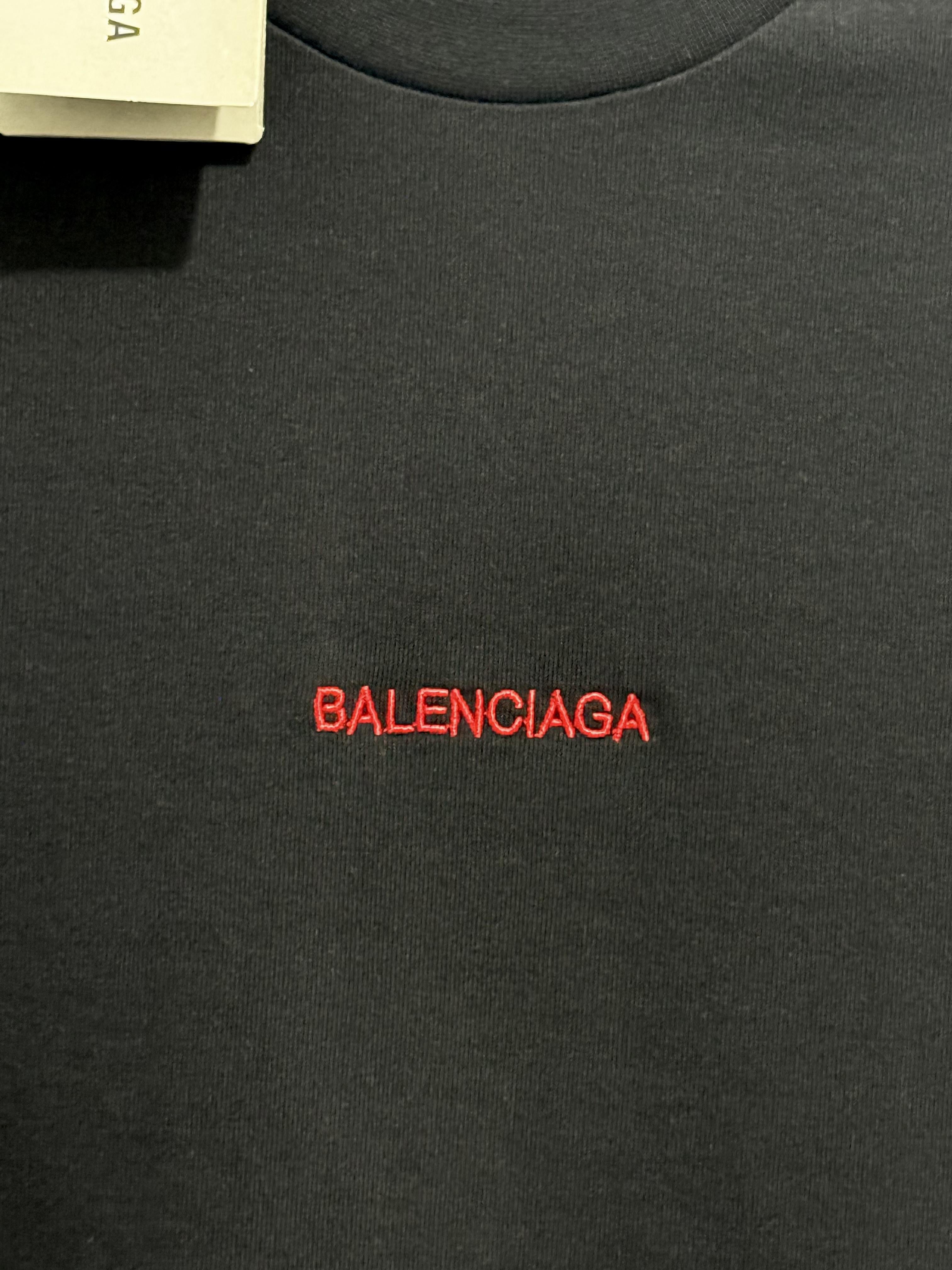 Playera Calidad Alta Balenciaga Cuello Redondo