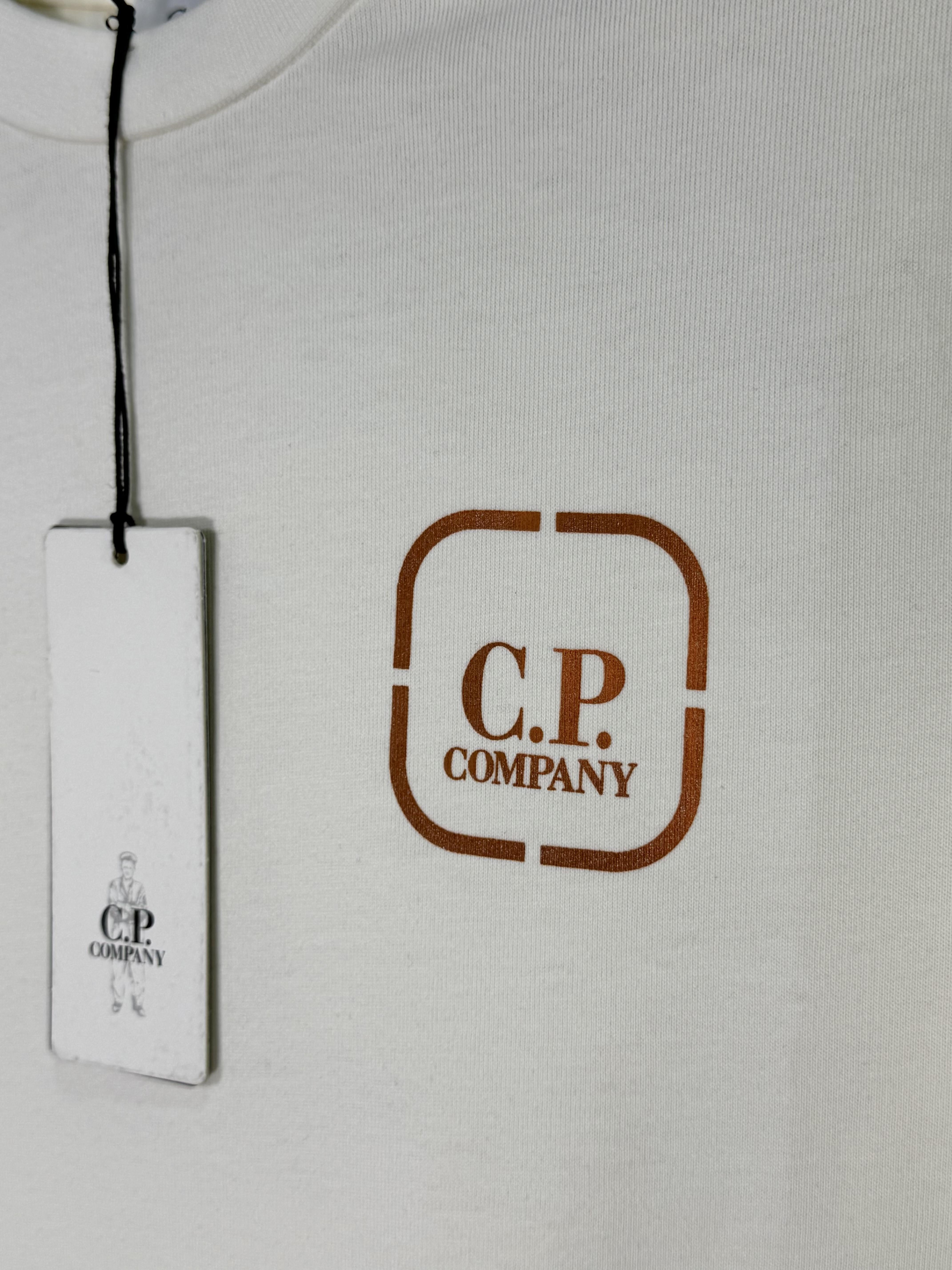 Playera Calidad Alta C.P. Company Cuello Redondo