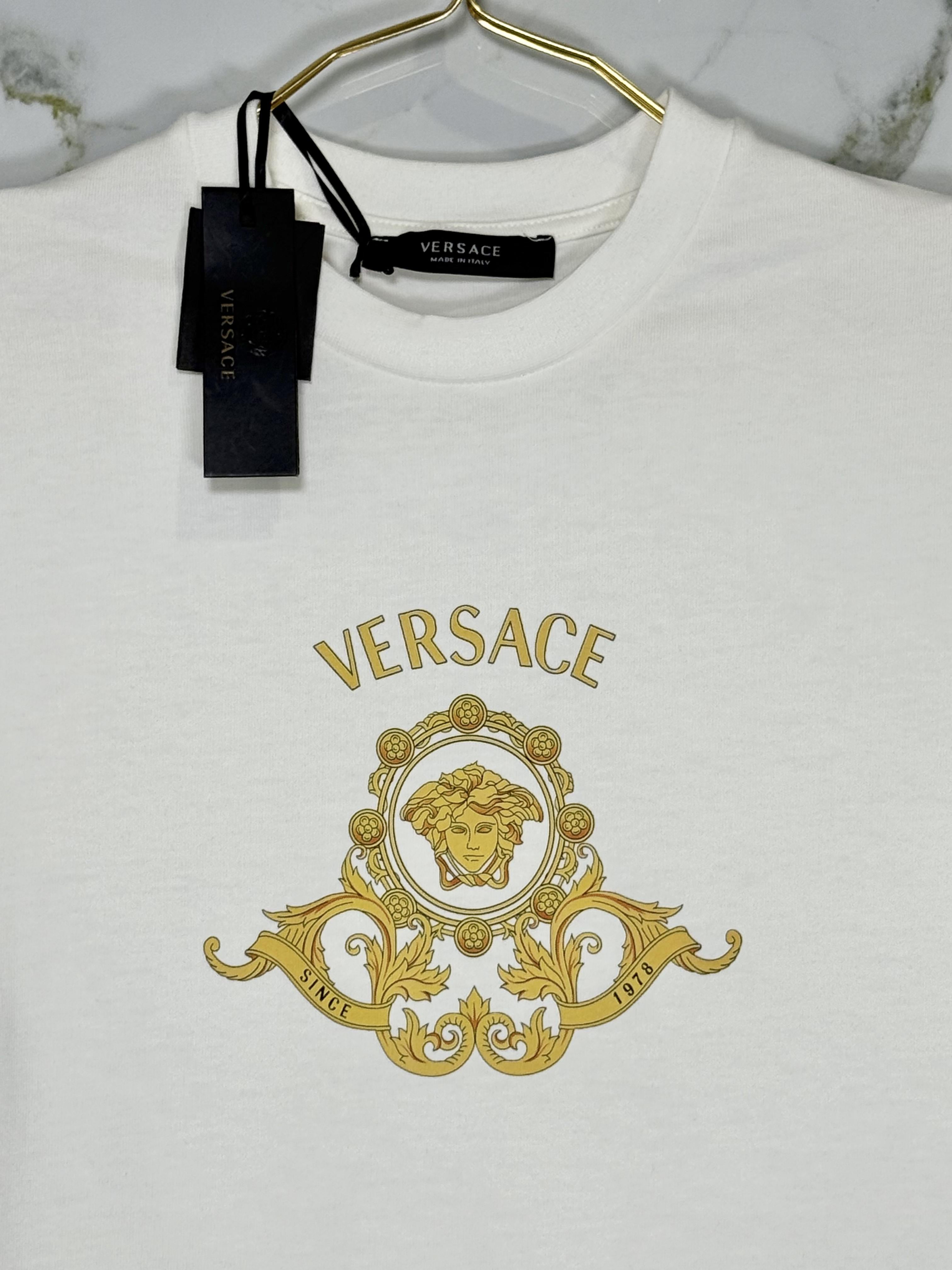 Playera Calidad Alta Versace Cuello Redondo