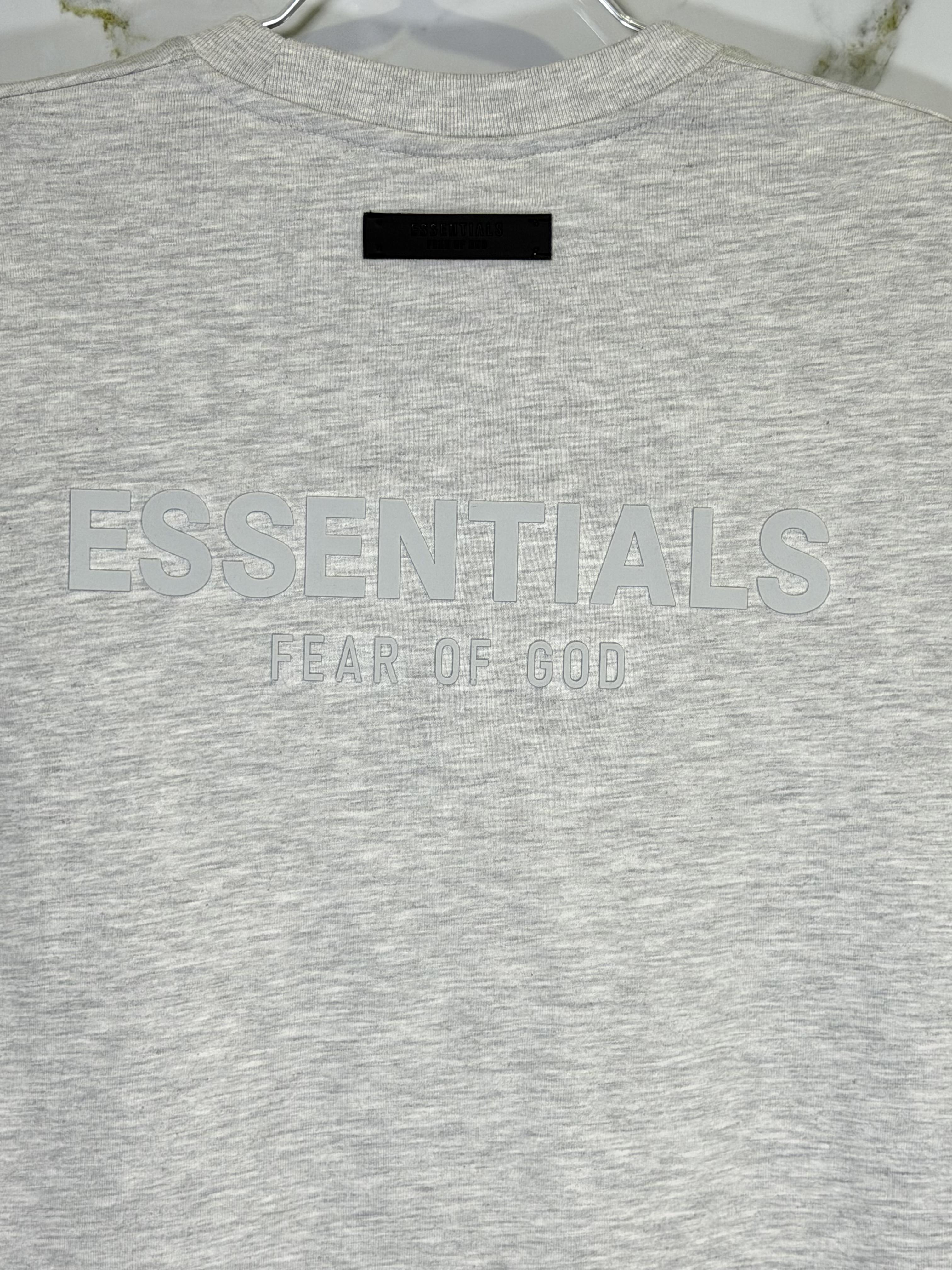 Playera 100% Algodón ESSENTIALS Cuello Redondo