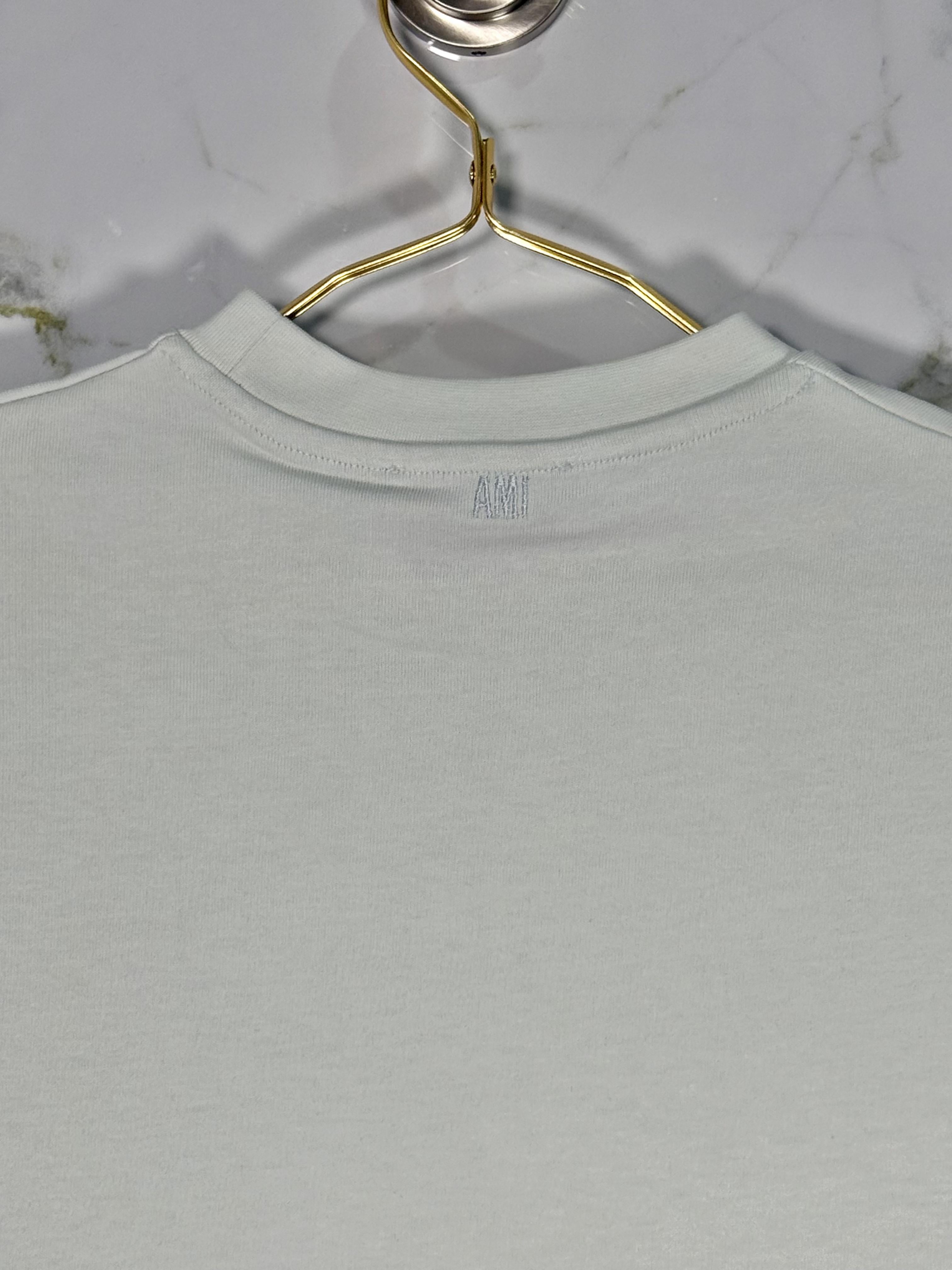 Playera Calidad Alta AMI Cuello Redondo