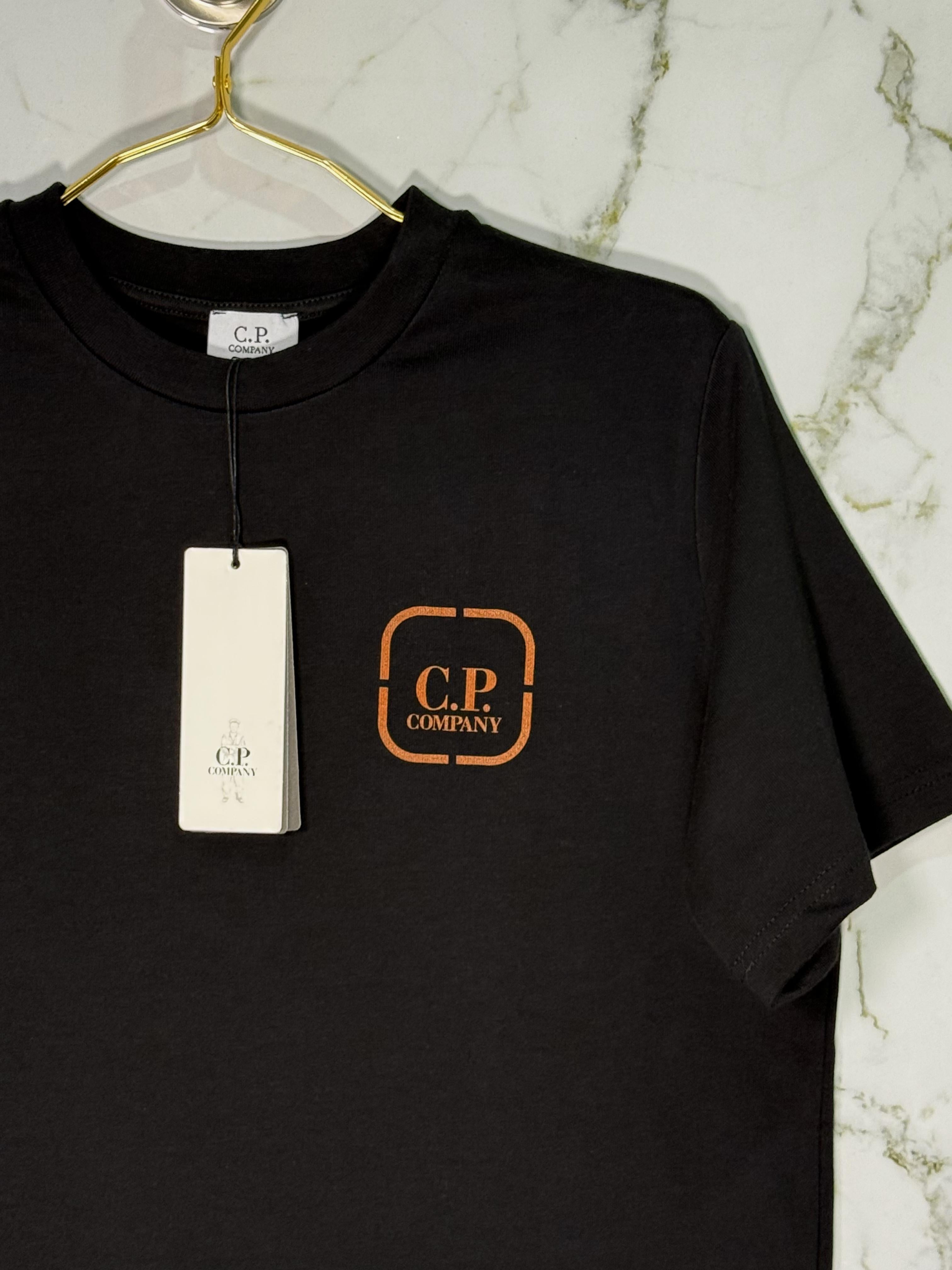 Playera Calidad Alta C.P. Company Cuello Redondo