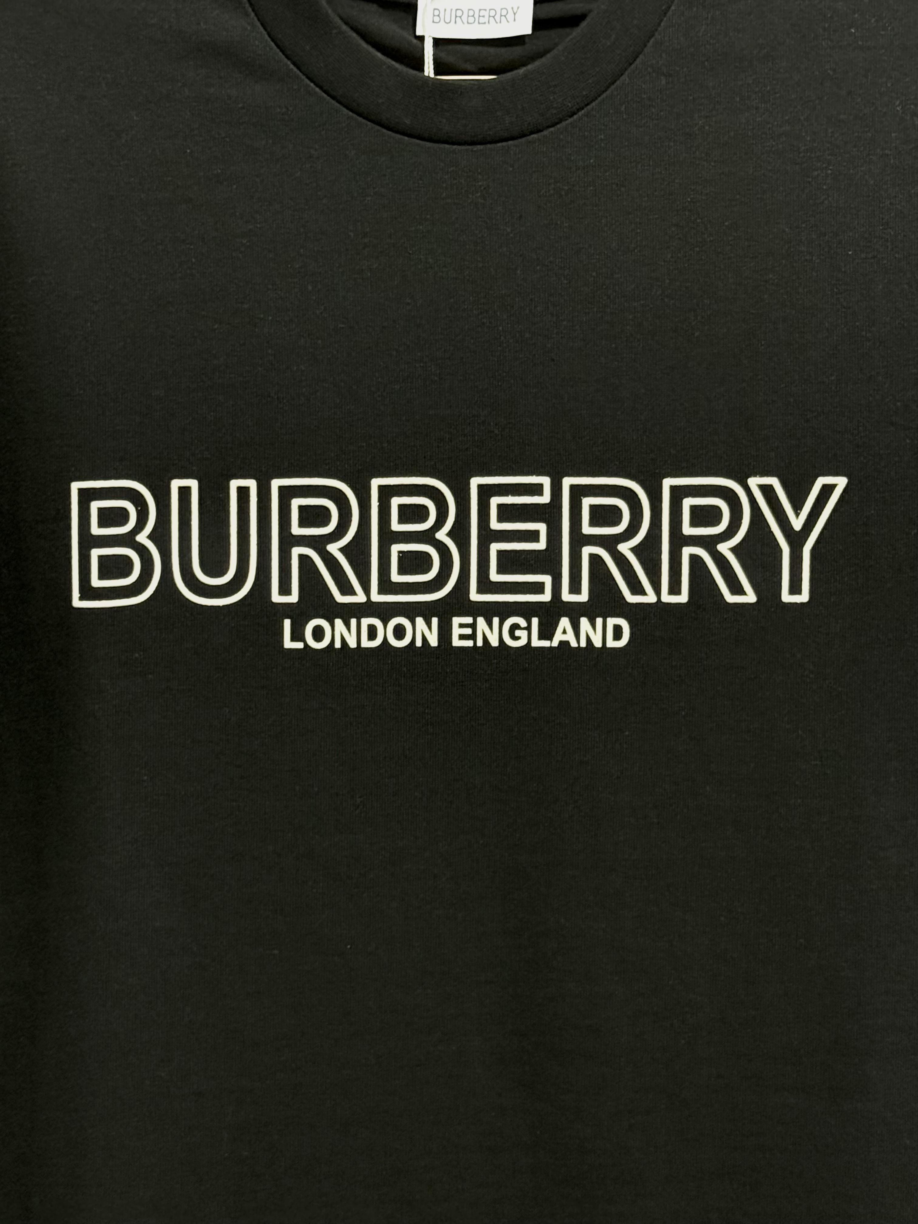 Playera Calidad Alta Burberry Cuello Redondo