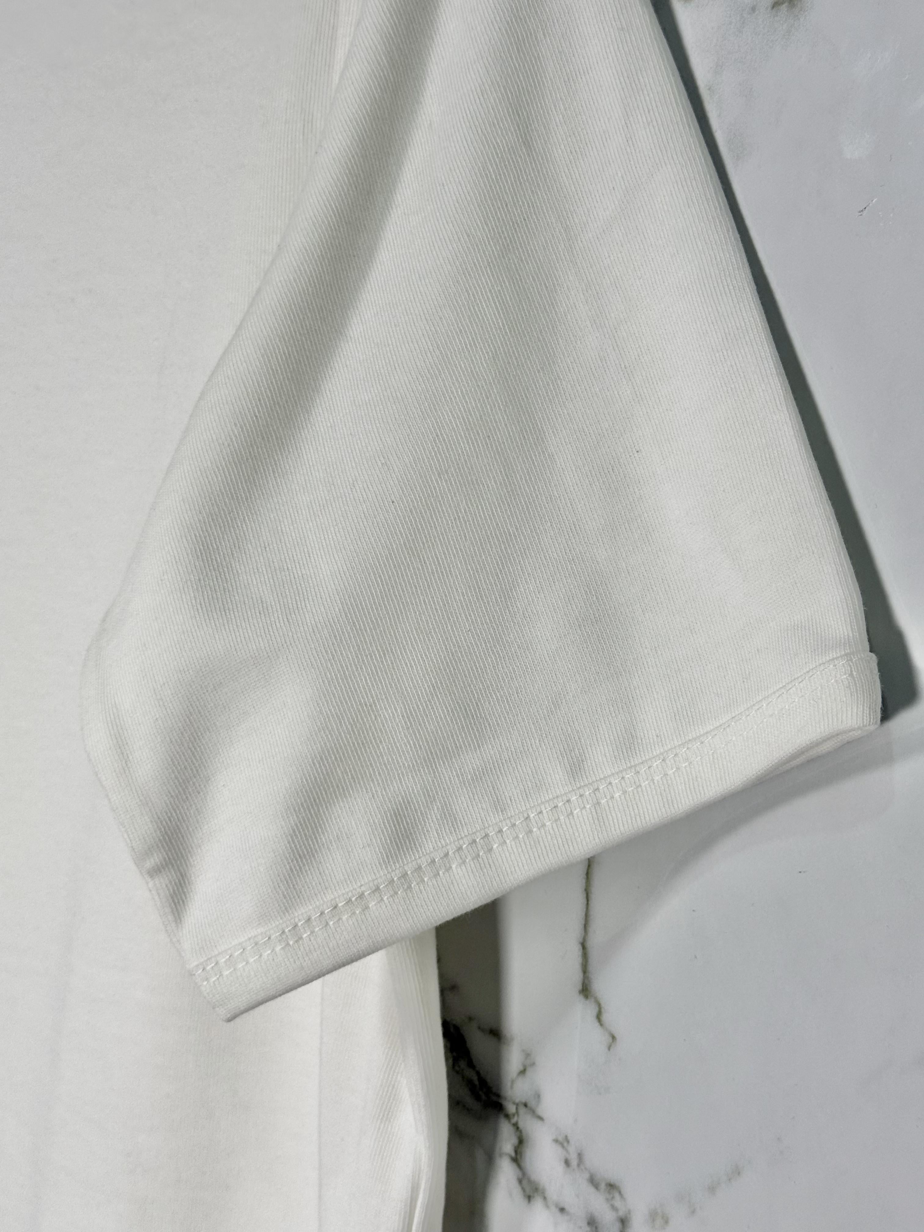 Playera Calidad Alta Prada Cuello Redondo
